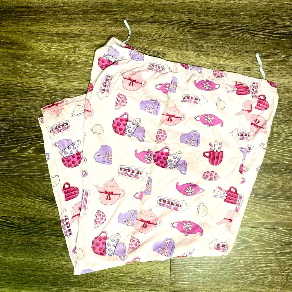 Women’s pajama pants